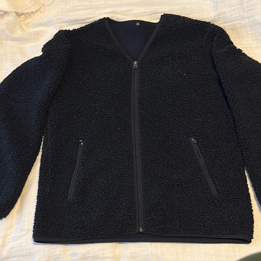 Uniqlo Black Sherpa Jacket